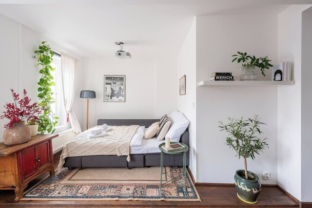 チャーミング プラハ アパートメント イン ヴルショヴィツェ ウィズ ルーフ テラス