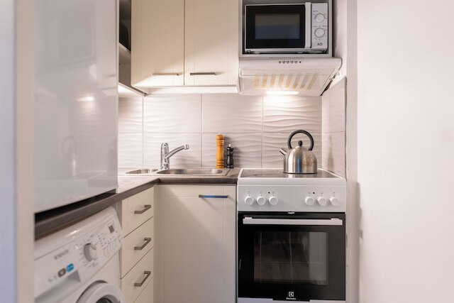 スモール スタジオ イン ア プライム ロケーション