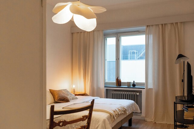 スモール スタジオ イン ア プライム ロケーション