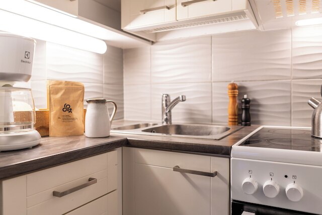 スモール スタジオ イン ア プライム ロケーション