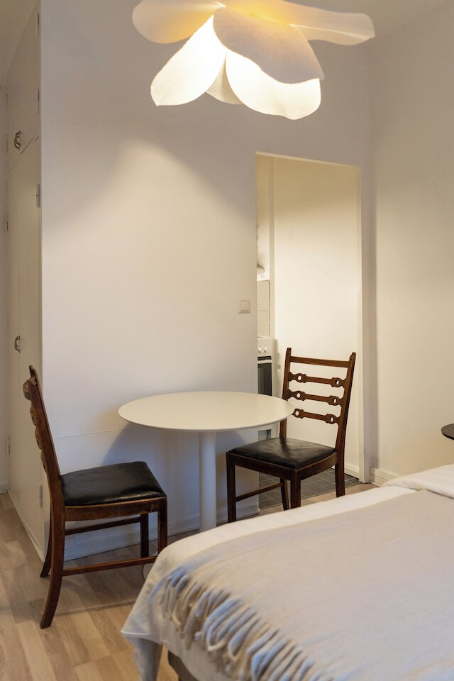 スモール スタジオ イン ア プライム ロケーション