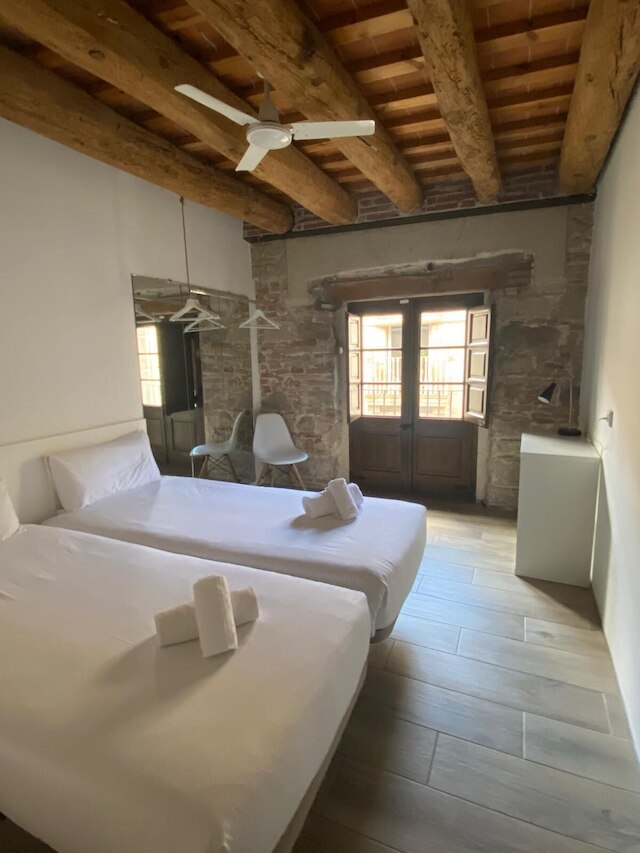 クラシック パラウ アパートメンツ