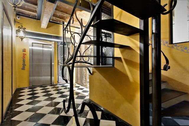 クラシック パラウ アパートメンツ