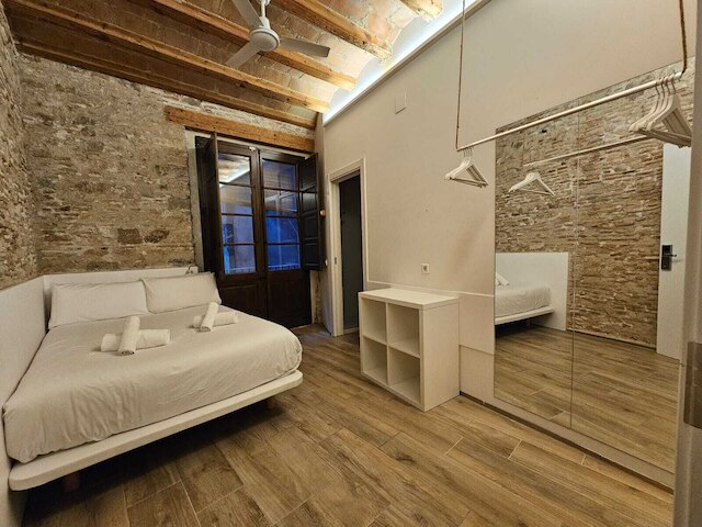 クラシック パラウ アパートメンツ