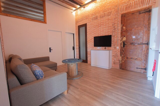 クラシック カテドラル アパートメンツ