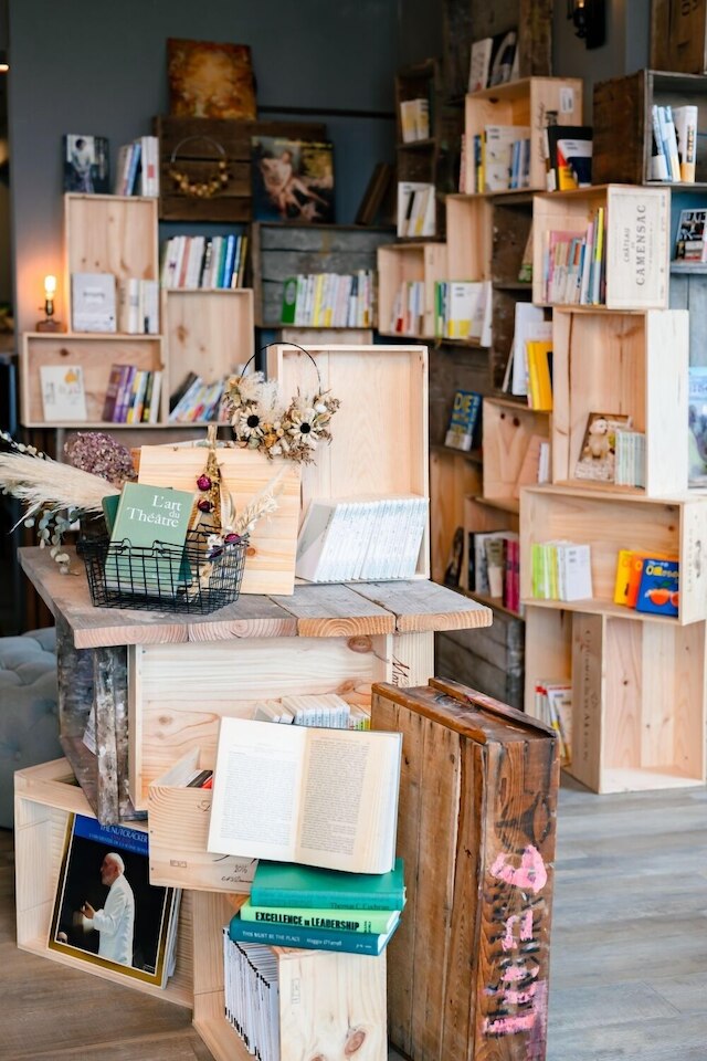 The book lounge hotel KANI