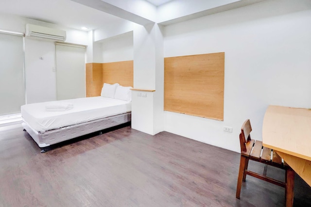 タウンハウス オーク BRブロック ブティック & レジデンシズ、カラヤアン アベニュー、ニア アヤラ モール、ポブラシオン、マカティ、マニラ