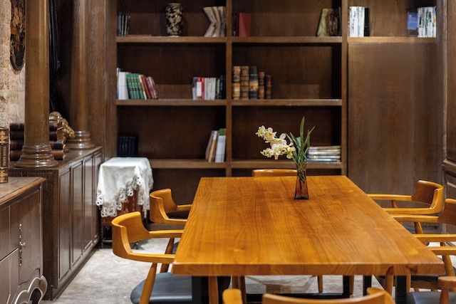 AI Lives In The Future Hotel - Xi'an Drum Tower Old City Root G Park Store