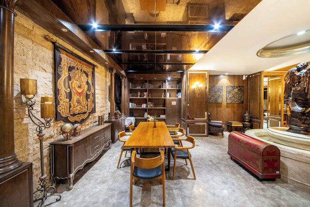 AI Lives In The Future Hotel - Xi'an Drum Tower Old City Root G Park Store