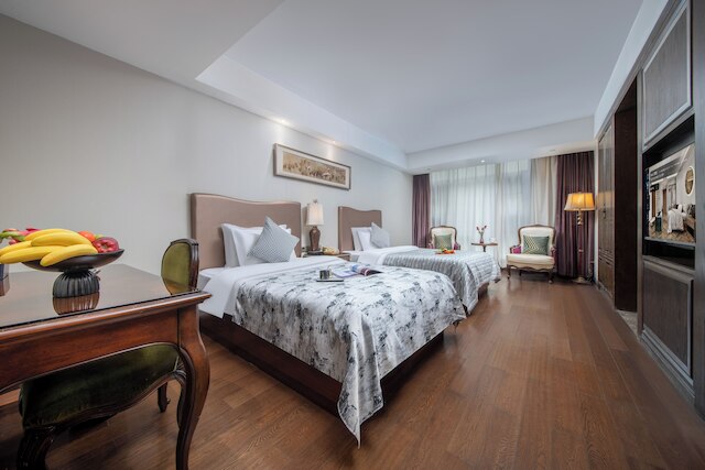 AI Lives In The Future Hotel - Xi'an Drum Tower Old City Root G Park Store