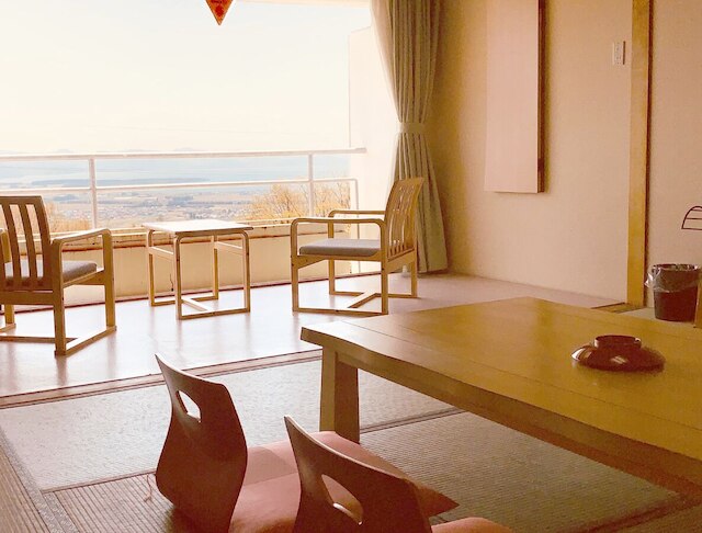 ヴィライナワシロ