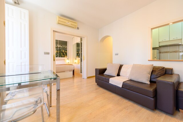 M Sbe282 エンカント イ コモディダッド エン エル コラソン デ M