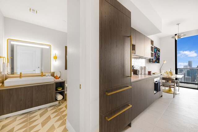 スタジオ ウィズ シティ ビューズ イン ダウンタウン マイアミ