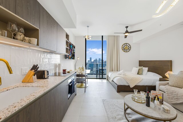 スタジオ ウィズ シティ ビューズ イン ダウンタウン マイアミ