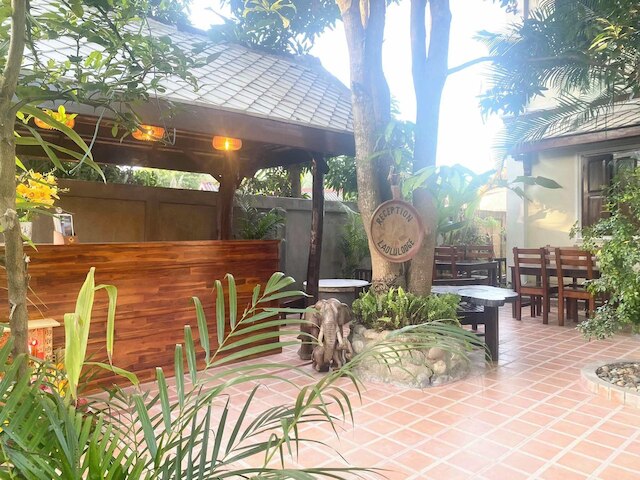 ゴールデン サン ブティック ホテル