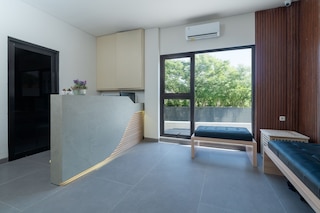 グランド ヴァローラ シリワンギ コステル