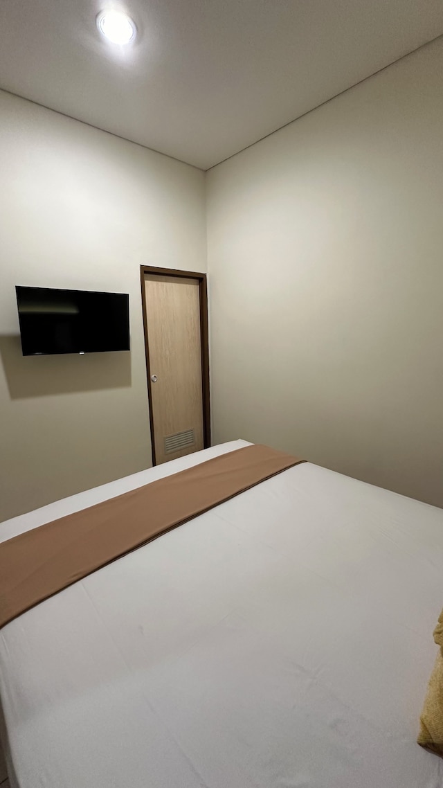 グランド ヴァローラ シリワンギ コステル