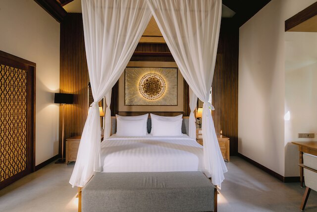 サングラロカ ウブド