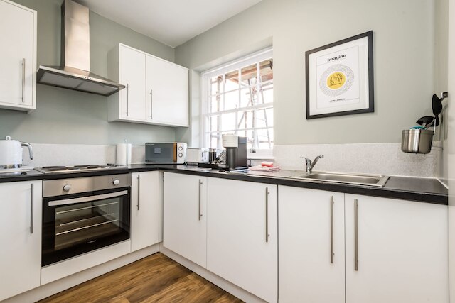 ホスト ステイ キャサリン クォーターズ