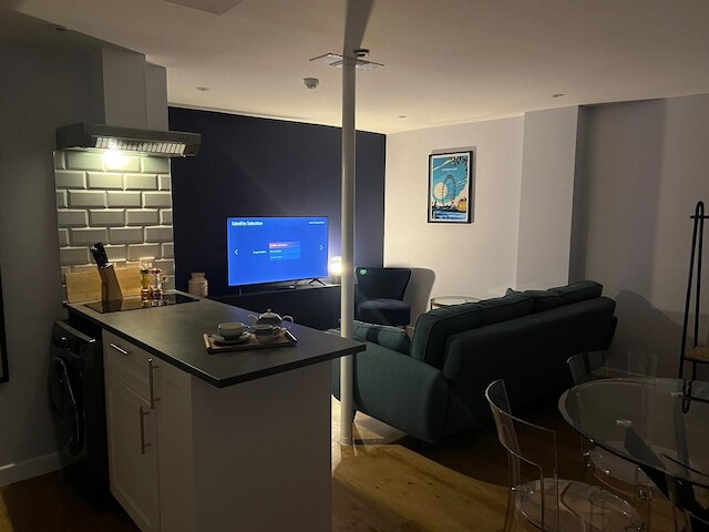 レスター スクエア 1階 スタジオ