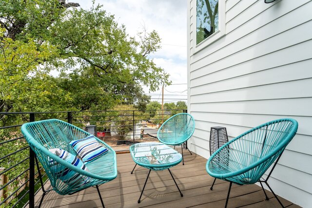 イーストサイド ホーム ウィズ オーサム ヤード - ゴルフ プール ファイアピット