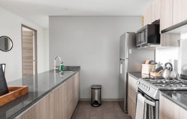 ラティテュード トゥー エクセレント - ミニマリスト 1ベッドルーム イン ポランコ ウィズ アメニティーズ