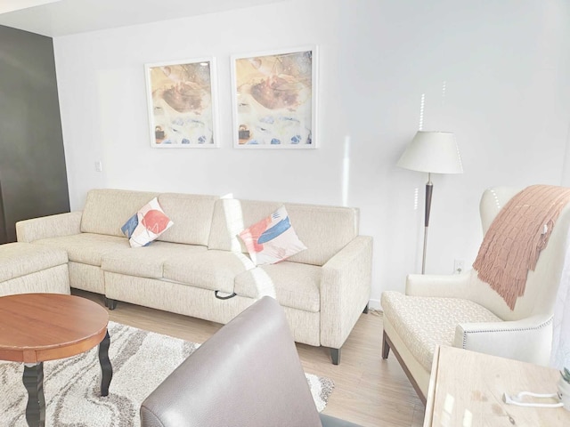 プレミア アパートメンツ イン ヴァイブレント ダウンタウン LA