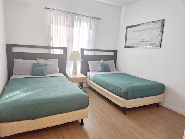 プレミア アパートメンツ イン ヴァイブレント ダウンタウン LA