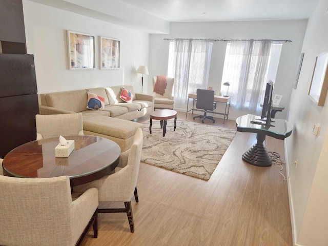 プレミア アパートメンツ イン ヴァイブレント ダウンタウン LA