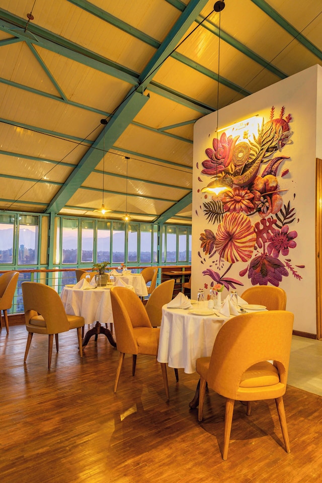 メンド ホテル & スタジオ スイーツ