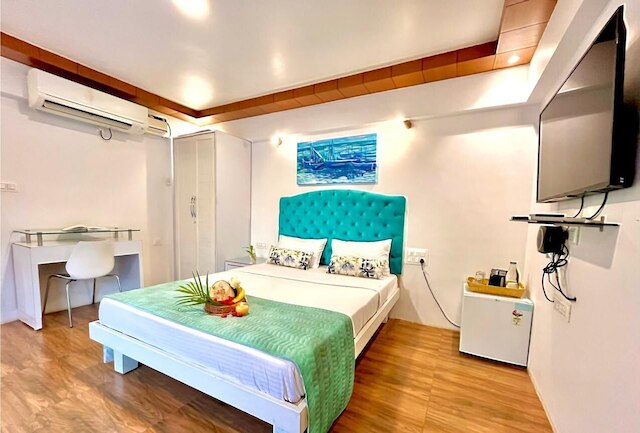 ビーチ パラダイス ミラマー ゴア