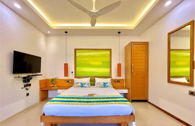 ビーチ パラダイス ミラマー ゴア