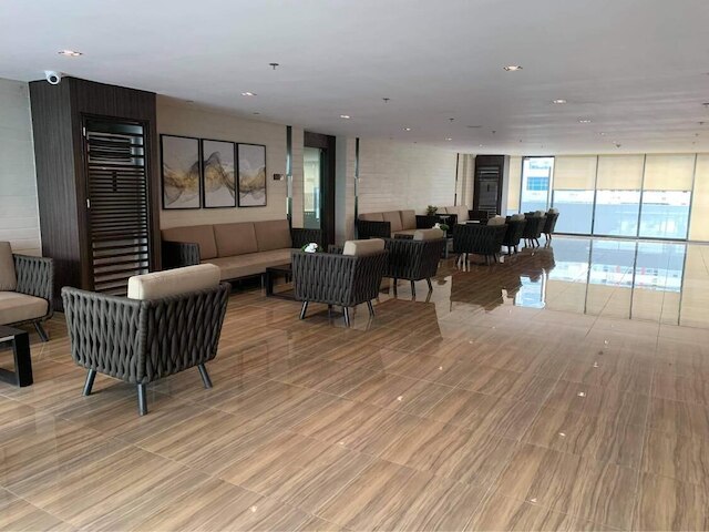 エア レジデンス - モダン スタジオ ウィズ シティ スカイライン ビュー