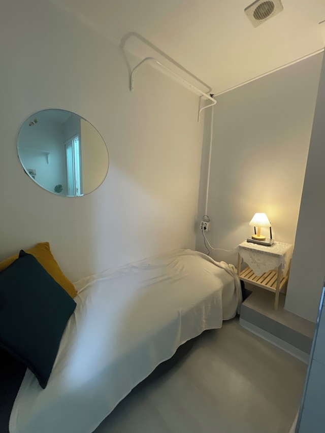 Only for woman - Sadang House