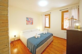 ドルチェビータ アパートメント N. 519