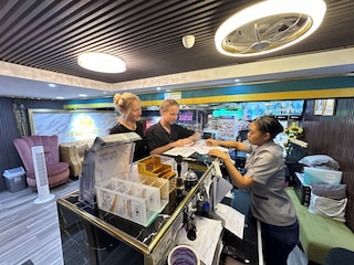 ss グレー ホテル ブキット ビンタン