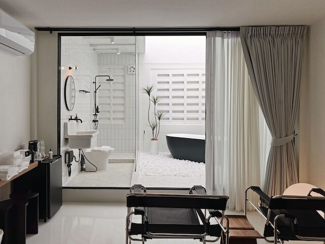 ディア サンデー ホームテル バンコク