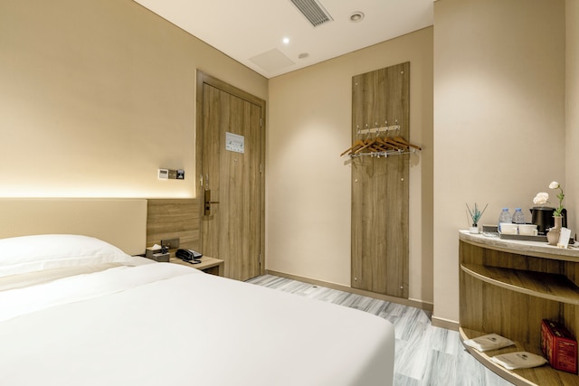 Fushang Foshan Jinshazhou Jinbo Center