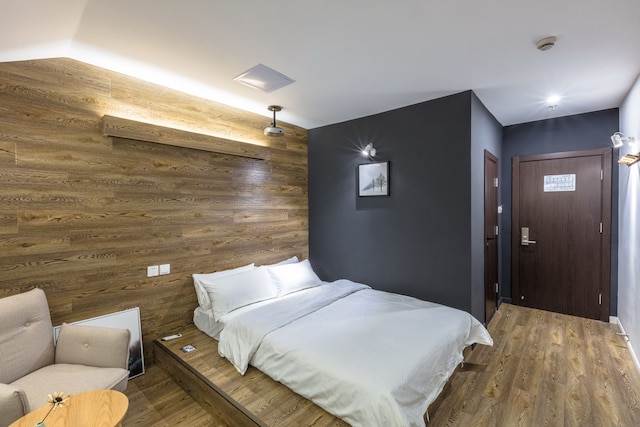 Yijian forest Tongji university branch