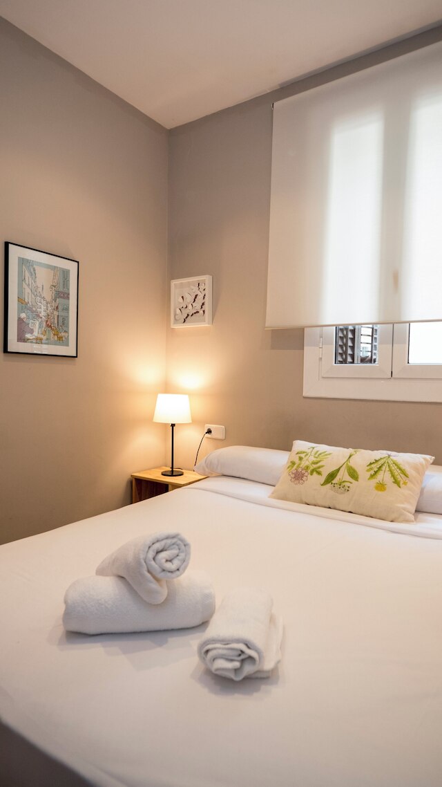 ビバルセロナー フランセスク マシア アパートメンツ