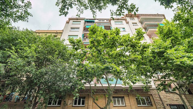 ビバルセロナー フランセスク マシア アパートメンツ