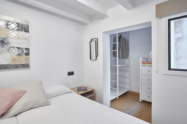 ビバルセロナー フランセスク マシア アパートメンツ