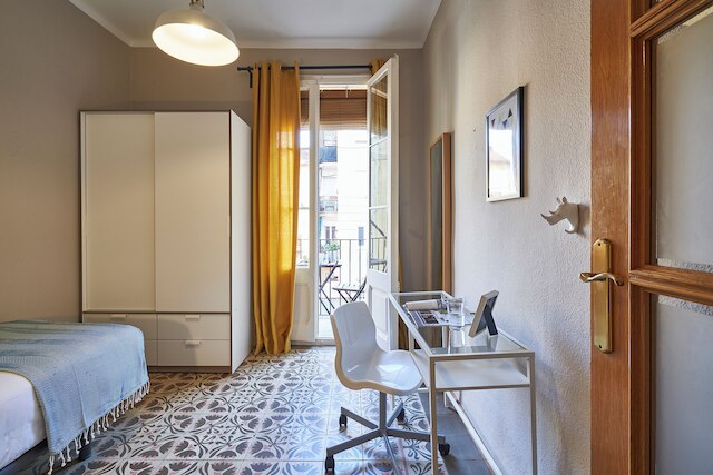 ベバルセロナー サンツ アパートメンツ