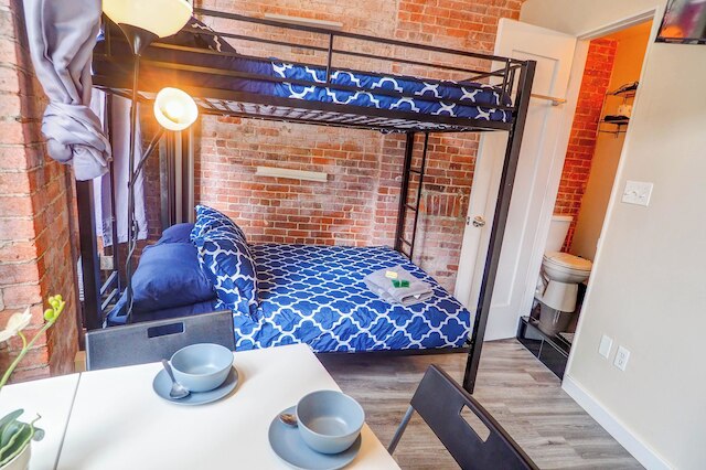 アイコニック ホテル