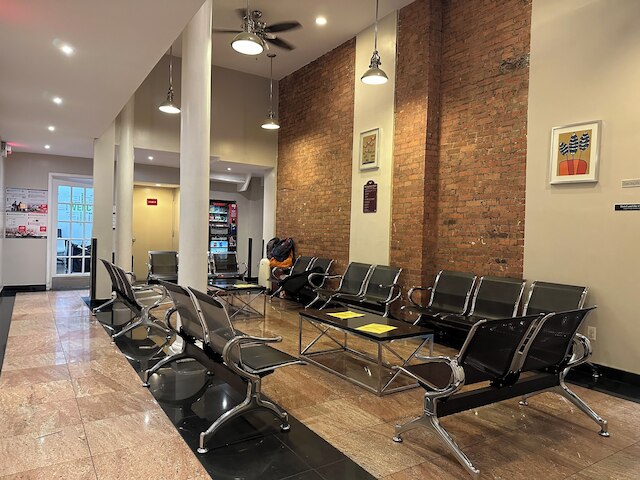 アイコニック ホテル