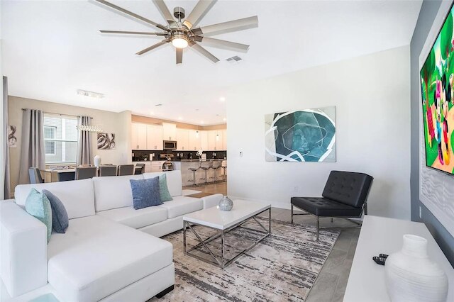 スタニング ゲームルーム プール ジャグジー ストーリー レイク 2799