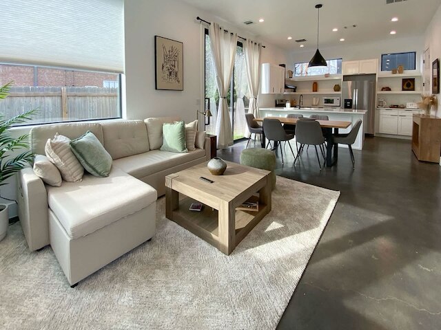 モダン ホーム ニア ザ ユニバーシティ オブ テキサス