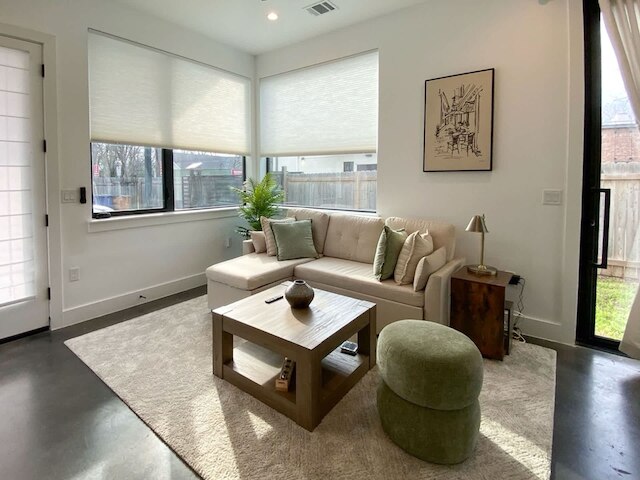 モダン ホーム ニア ザ ユニバーシティ オブ テキサス