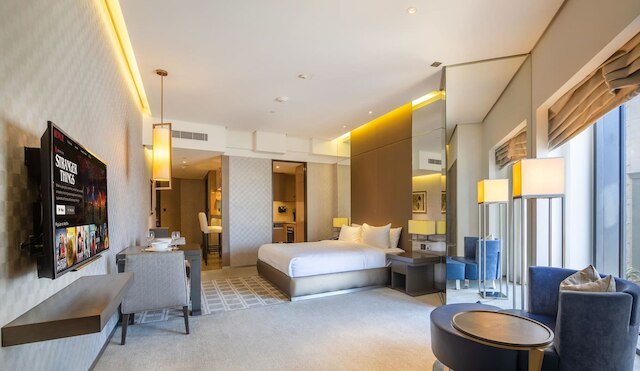 プレミアム スタジオ ニア ドバイ フレーム ワフィ モール