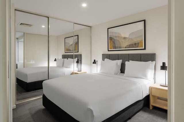 オークス メルボルン フレミントン スイーツ